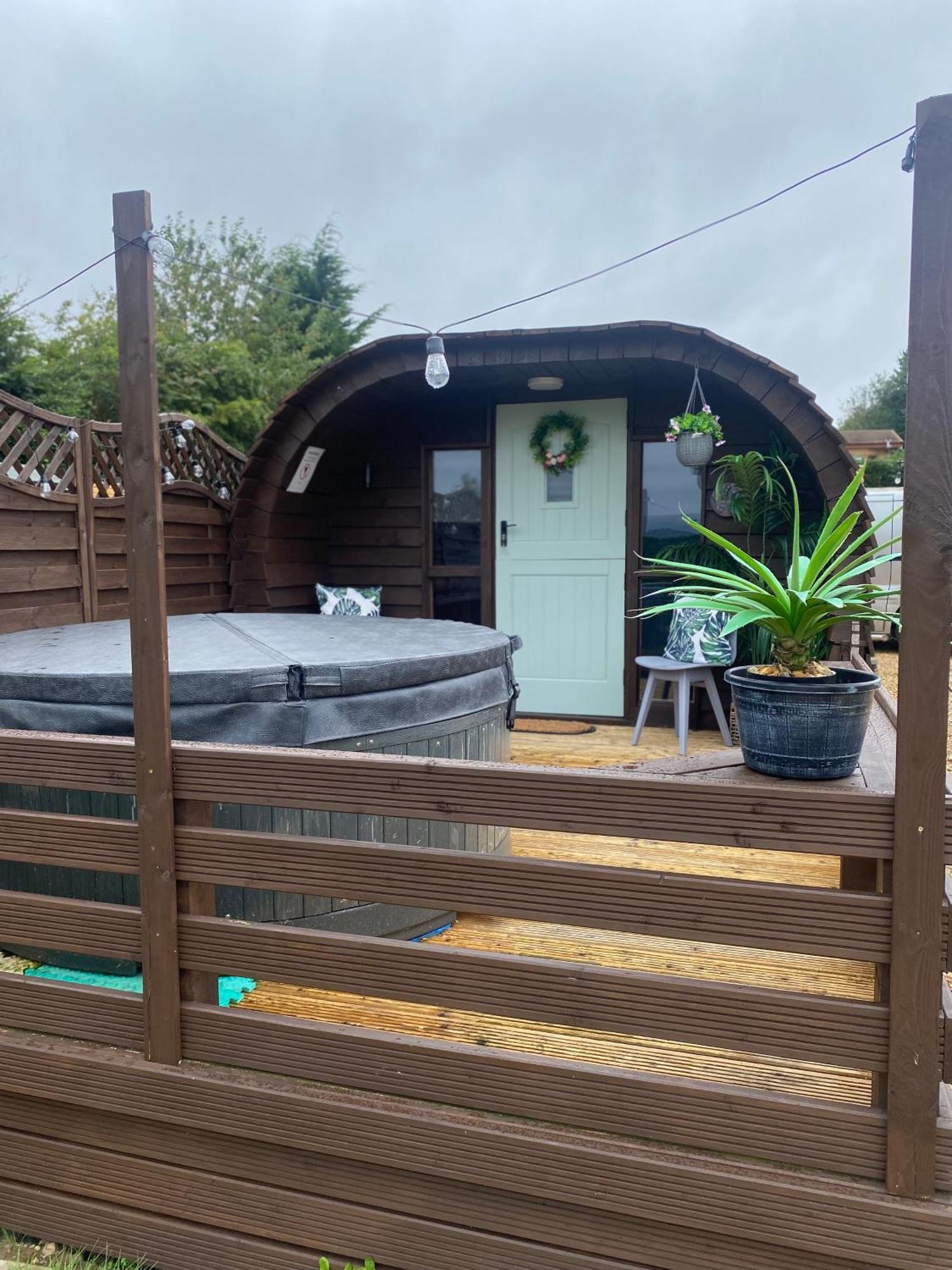 Crabmill Glamping Bewdley Hotell Exteriör bild