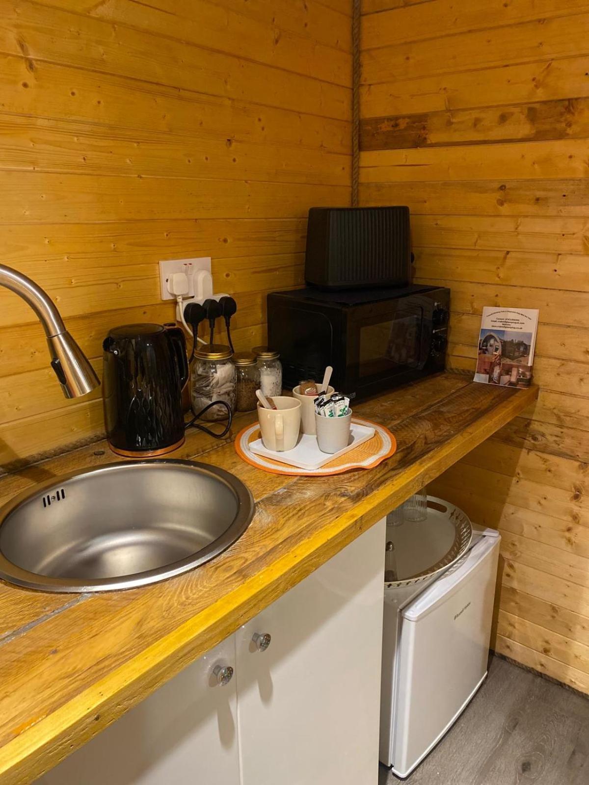 Crabmill Glamping Bewdley Hotell Exteriör bild