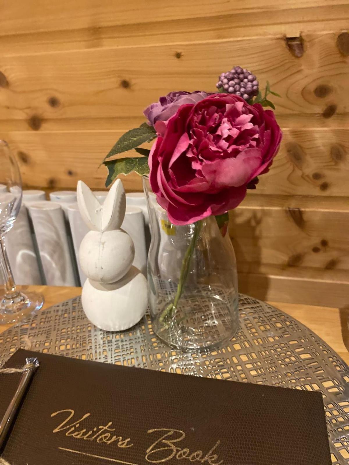 Crabmill Glamping Bewdley Hotell Exteriör bild