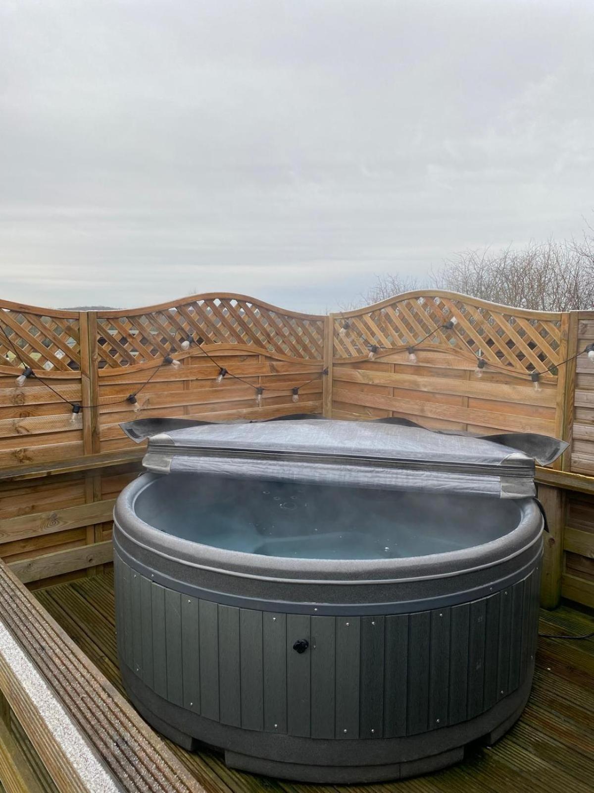 Crabmill Glamping Bewdley Hotell Exteriör bild